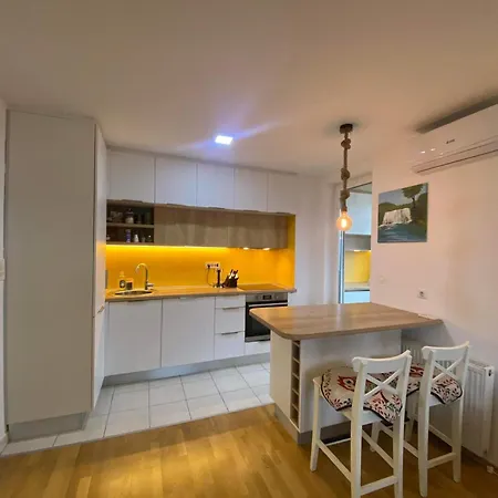 Sunset Panorama Apartment *