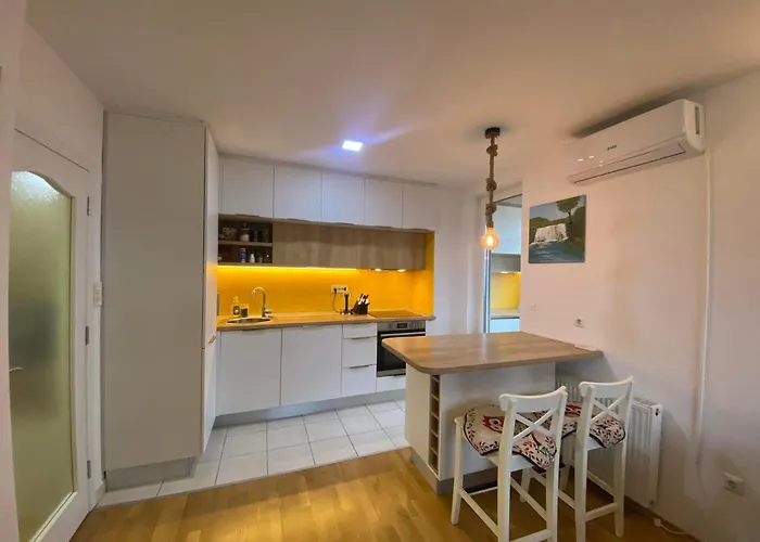 Sunset Panorama Apartment *